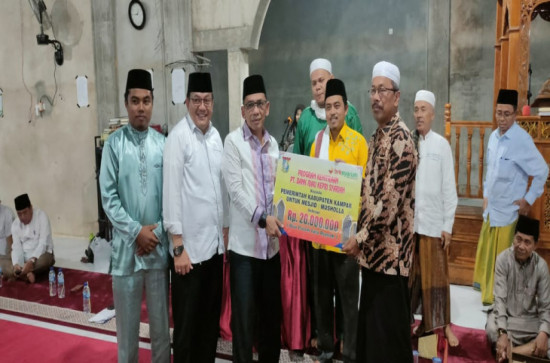 Pj. Sekda Kampar Pimpin Tim Safari Ramadhan Kabupaten Kampar di Kecamatan Rumbio Jaya